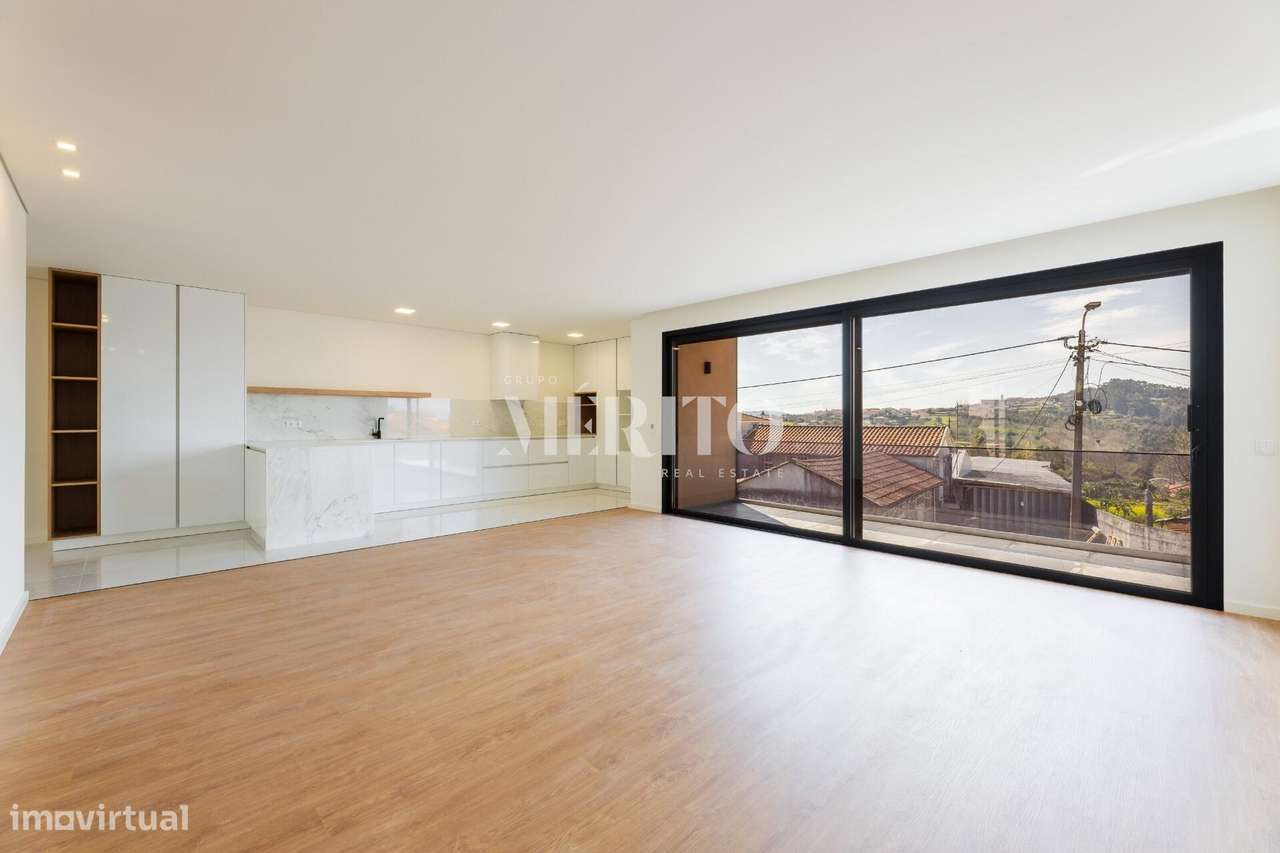 MORADIA T3 GEMINADA - NOVA-18