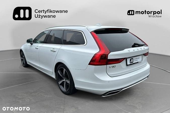 Volvo V90 D4 R-Design - 2