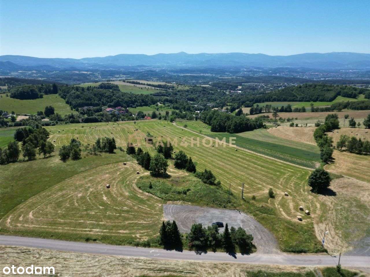 Wyjątkowe działki u stóp Łysej Góry - Pełny obrazek: 2/9