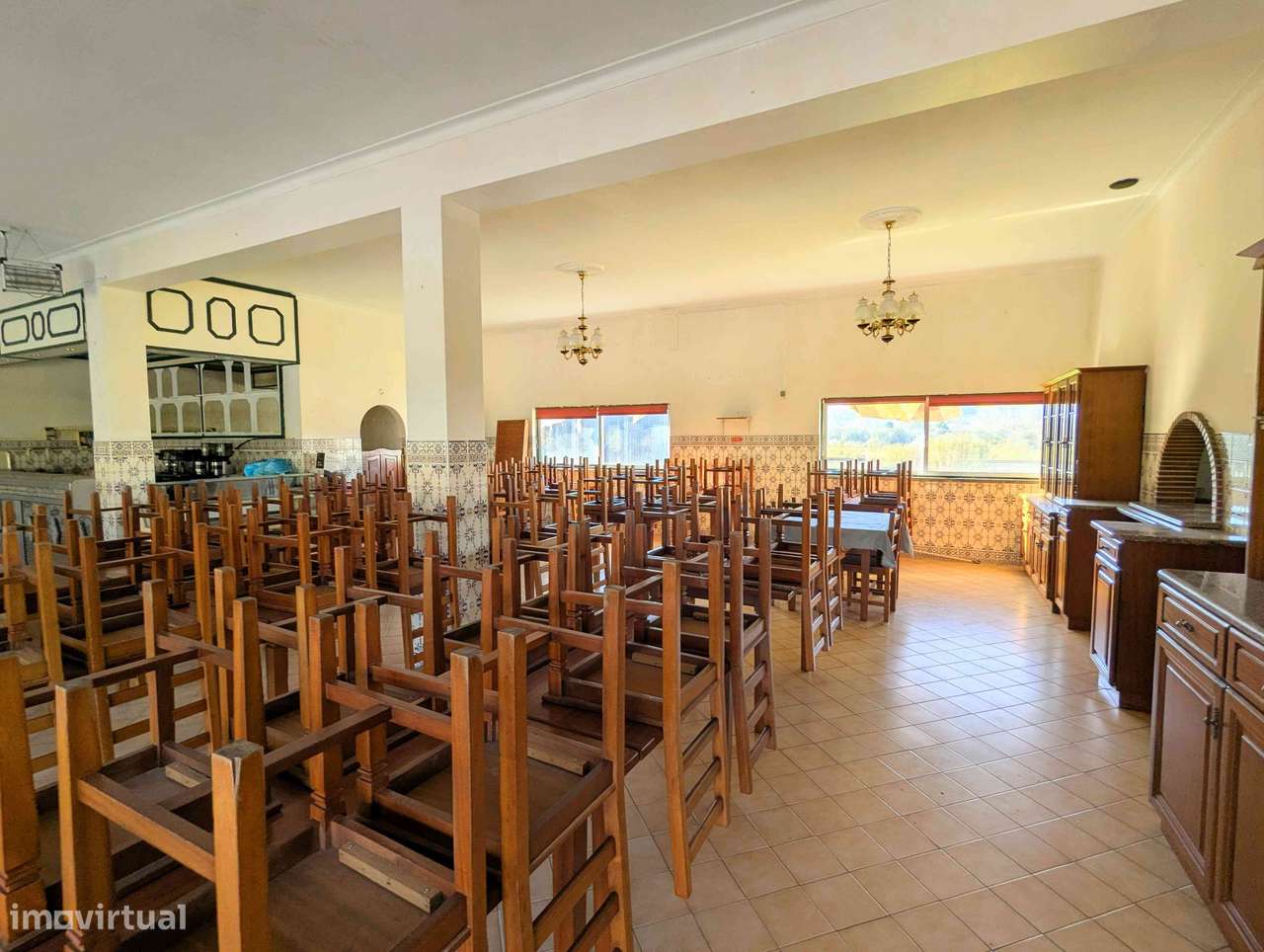 Imóvel Exclusivo com Restaurante e Alojamento - Excelente Localização - Grande imagem: 2/15