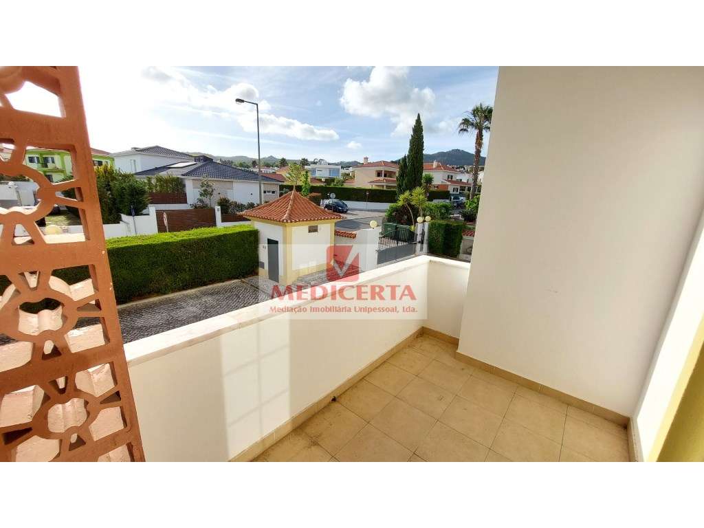 Beloura -T3 - condomínio com piscina-5