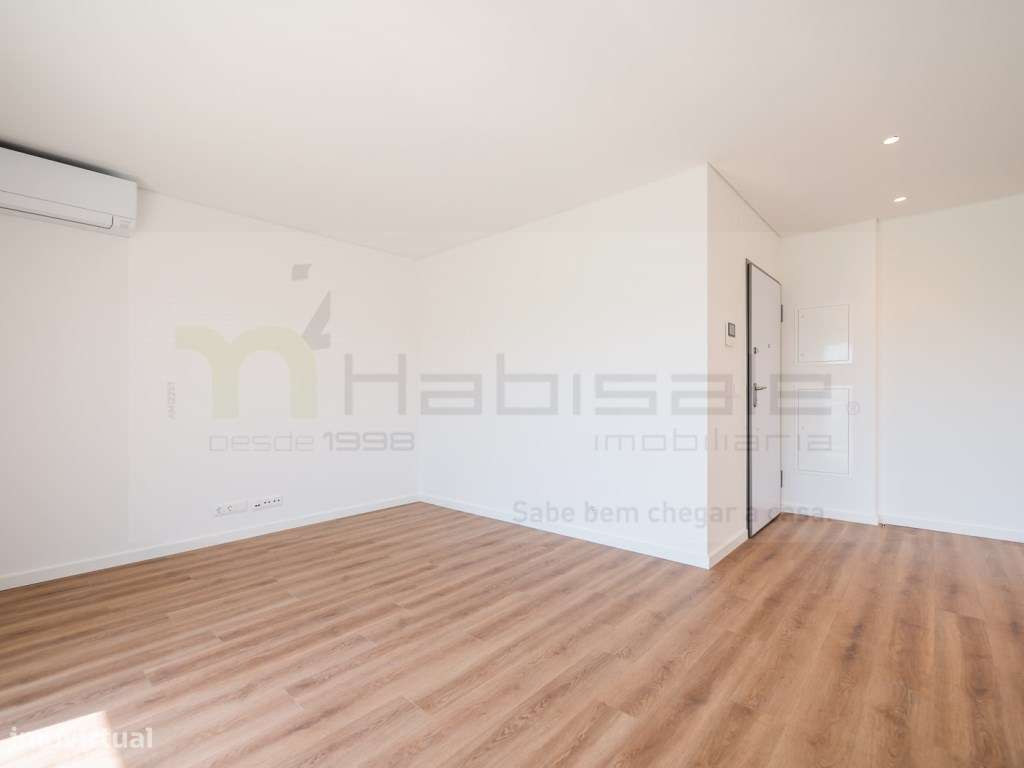 T2 novo na Parede com vista mar-6