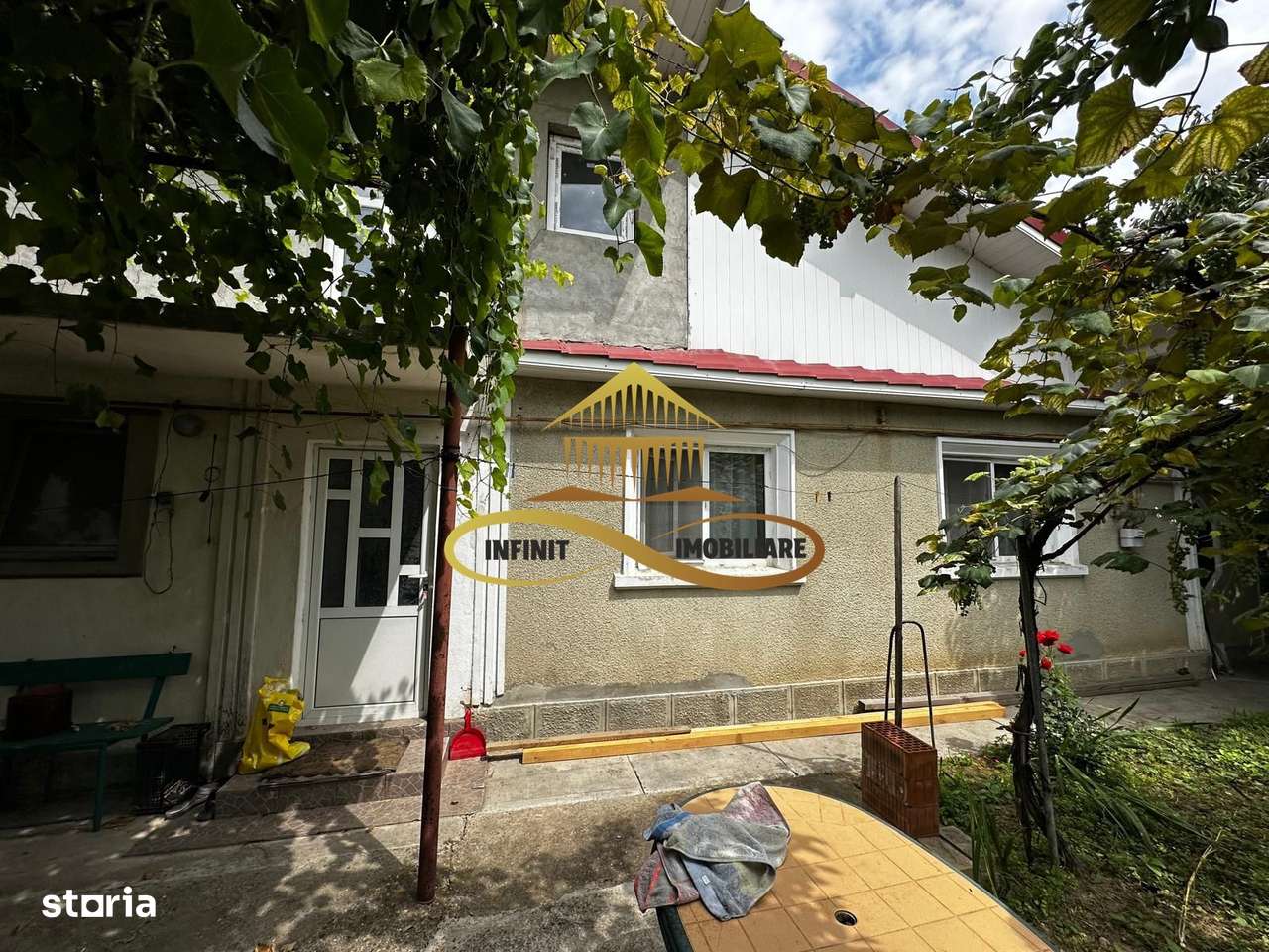 Casă individuală P+M în cartierul CFR Bacău 500 mp teren - Imagine principală: 1/20