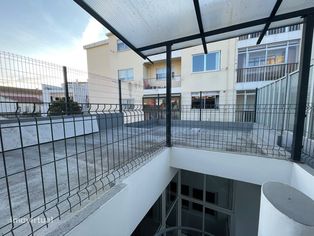 Moradia T4 no centro da Figueira . - Grande imagem: 2/32
