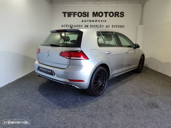 VW Golf 1.0 TSI Confortline - 8