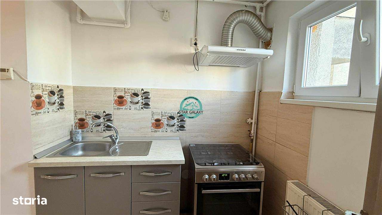 Inchiriez apartament cu 4 camere complet mobilat in zona Ultracentrala - Imagine principală: 4/13