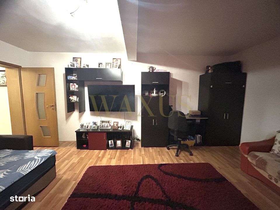 Apartament de vanzare 2 camere, decomandate, zona Calea Floresti, Mana-0