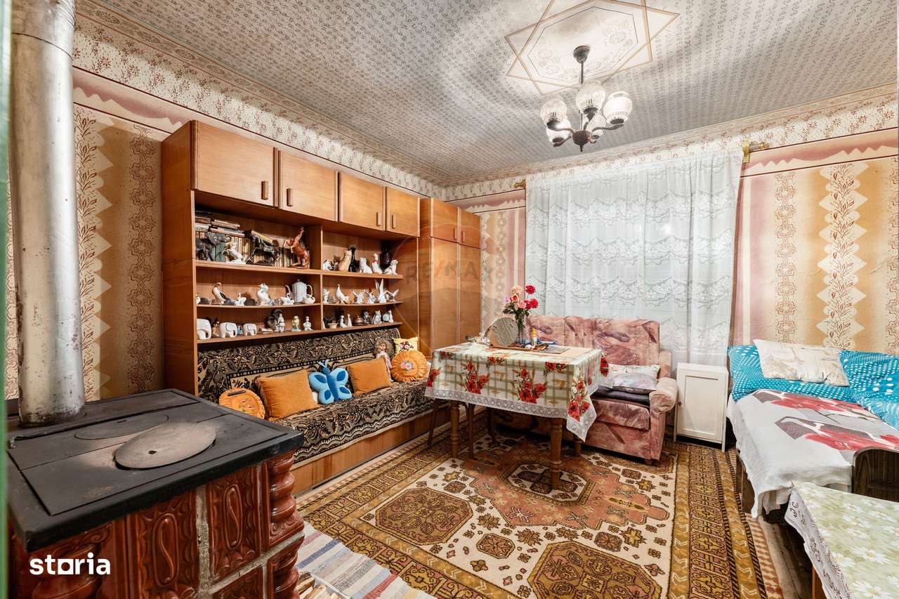 Casă cu anexe si teren de 759mp in Misca-4