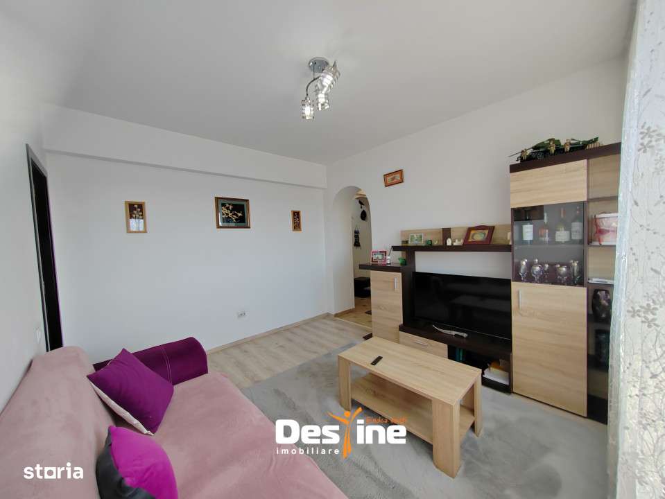 Cug, Strada Bazei - Chirie, Apartament 2 camere + LOC DE PARCARE - Imagine principală: 2/12