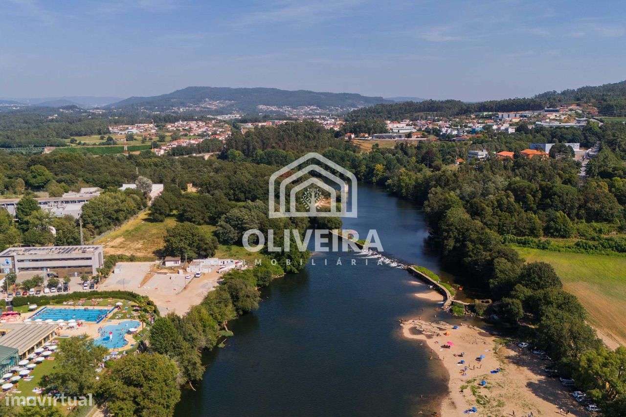 Prédio Centenário com projeto aprovado no centro de Barcelos-37