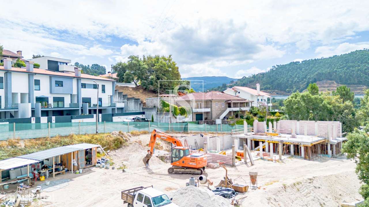 Moradia em Banda T3-29