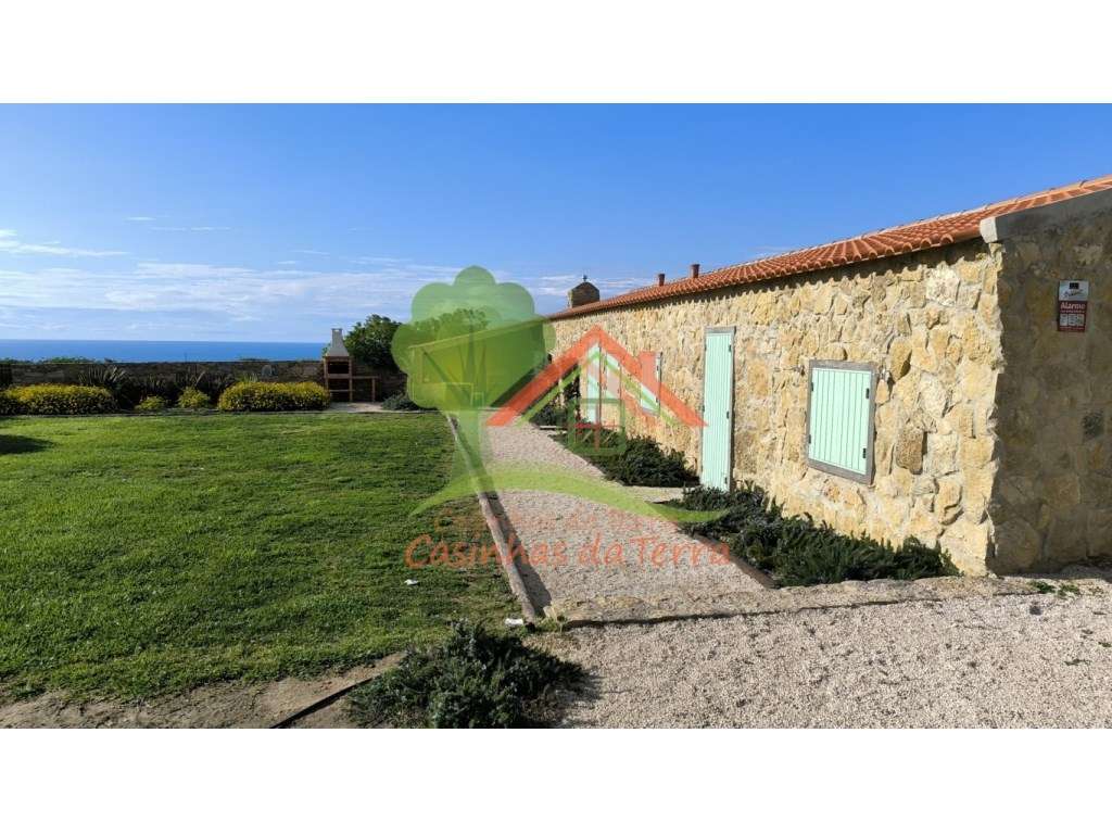 Terreno rústico com vista de mar e casa-26