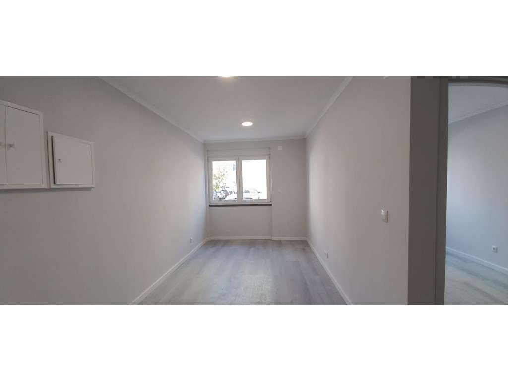 Apartamento T2 - Benfica - Remodelado-6