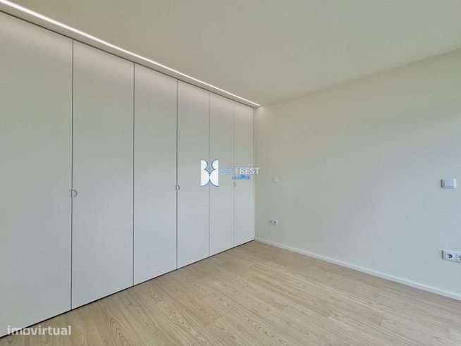 MORADIA INDIVIDUAL DE LUXO T3, DUAS SUITES, NOVA, CONCLUIDA,NA TROFA-21
