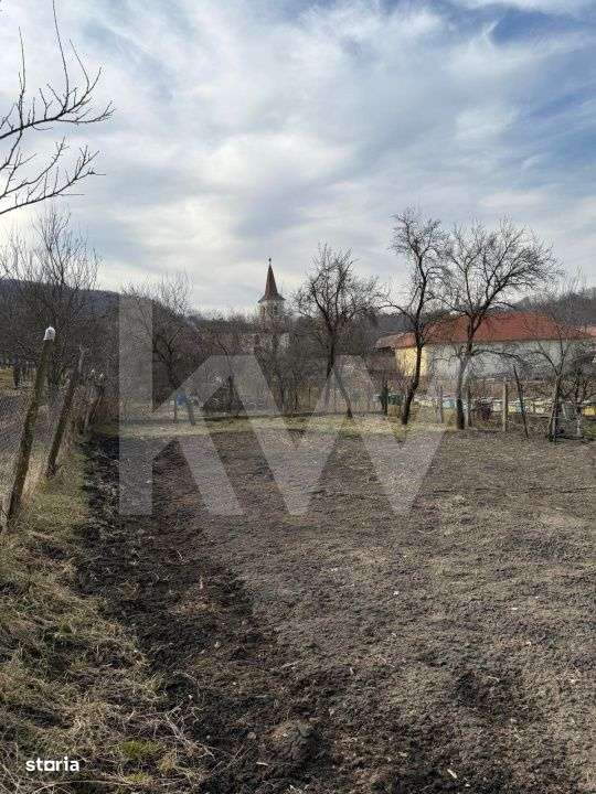 Casa cu potential deosebit in Vesud – ideala pentru un nou inceput l - Imagine principală: 3/5