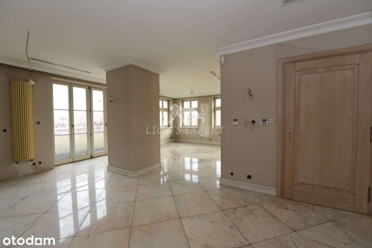 Nowa kamieniczka. Centrum. Tenement House Centre.-2