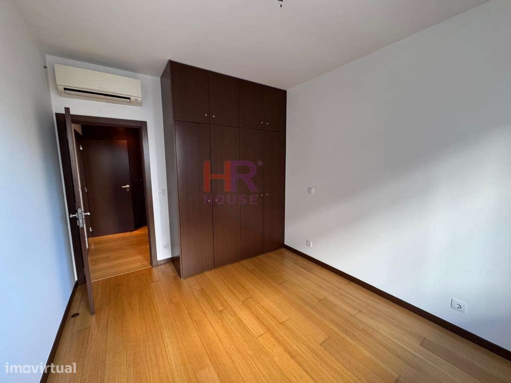Apartamento T2 com garagem em Quinta das Nogueiras em Coimbra: Conf...-16