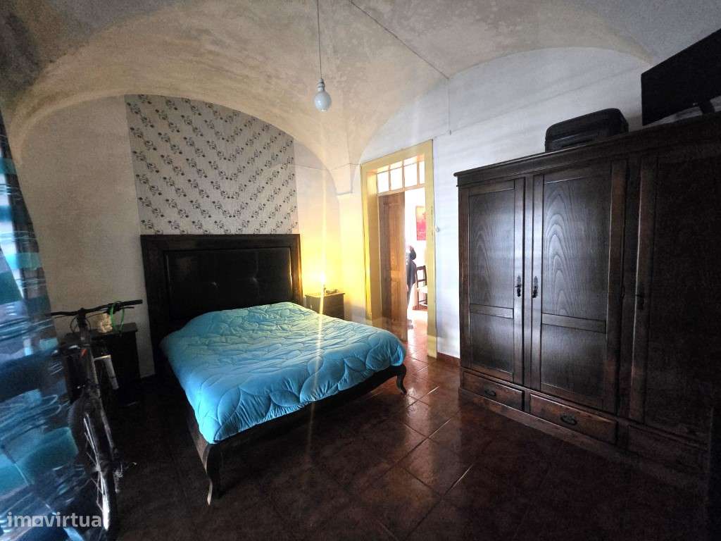 T2 de habitação + espaço comercial na bonita Vila de Redondo - Grande imagem: 4/17