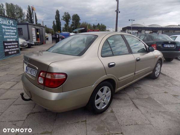 Nissan Almera - 4