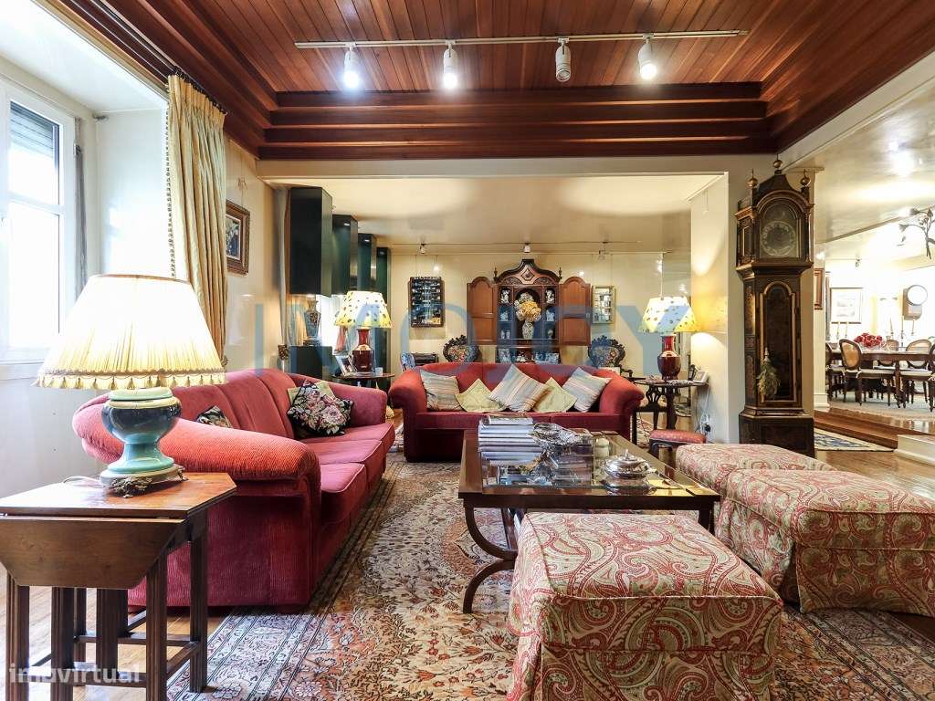 Apartamento T10 Transformado em T6 no Areeiro, Lisboa - Grande imagem: 4/49