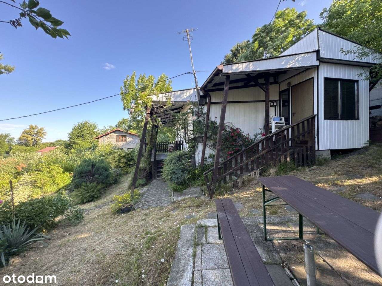 Domek letniskowy z piękną działką wśród zieleni-4