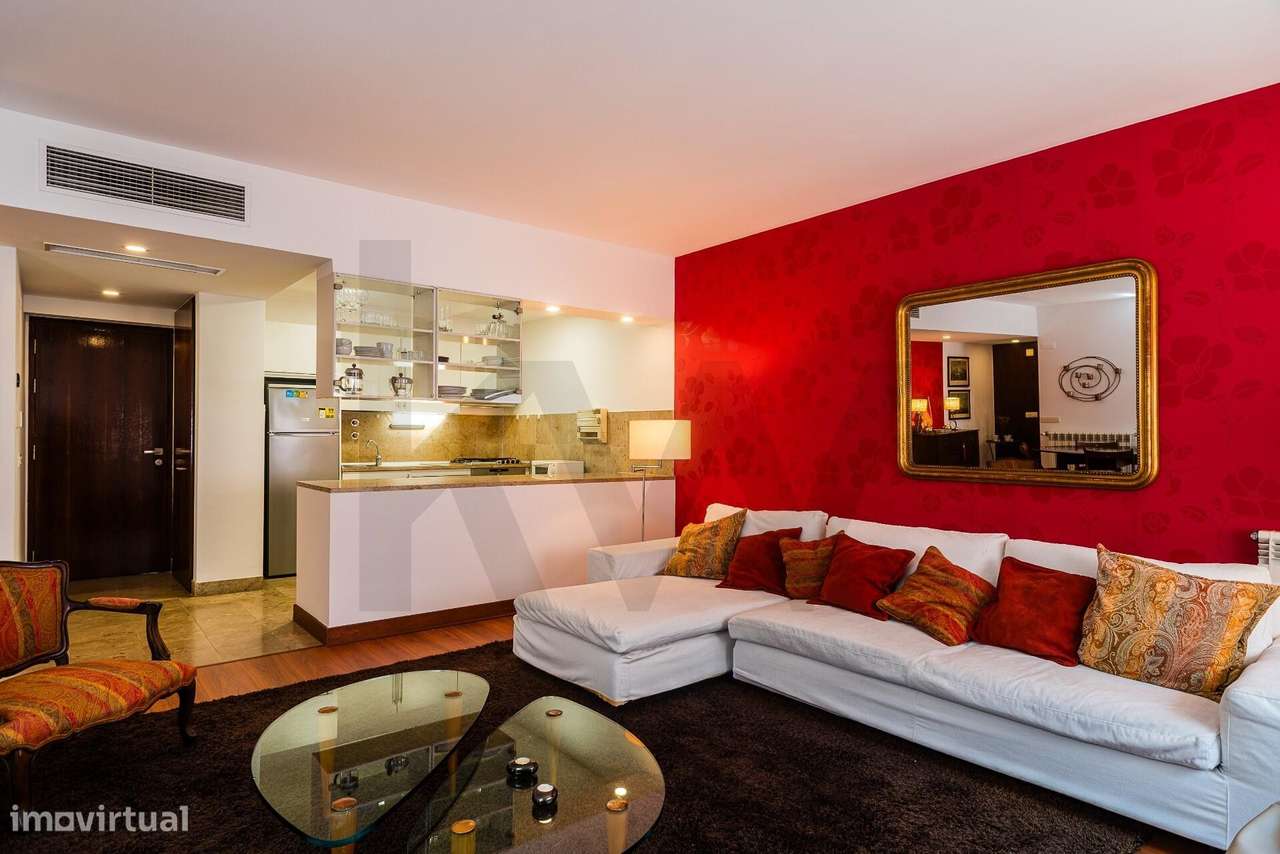 T1 literalmente no Príncipe Real com Estacionamento-5