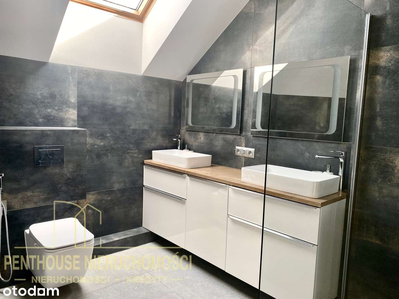 EKSKLUZYWNY WYJĄTKOWY dom z widokiem na góry-12