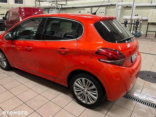 Peugeot 208 1.2 PureTech Allure S&S - 17