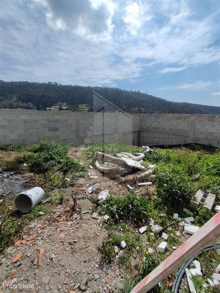 Gaveto em fase avançada de construção-28