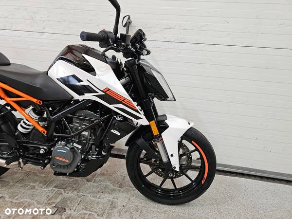 KTM Duke - 15