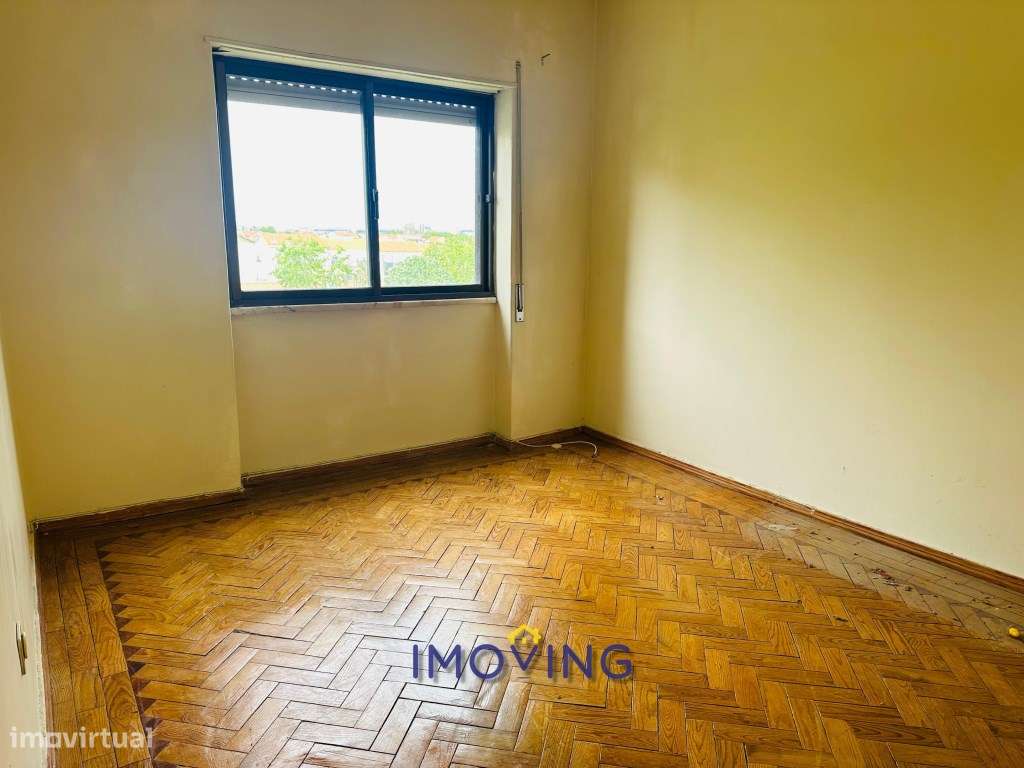 Apartamento T2 na Rua Adelina Abranches - Lavradio, Barreiro-4