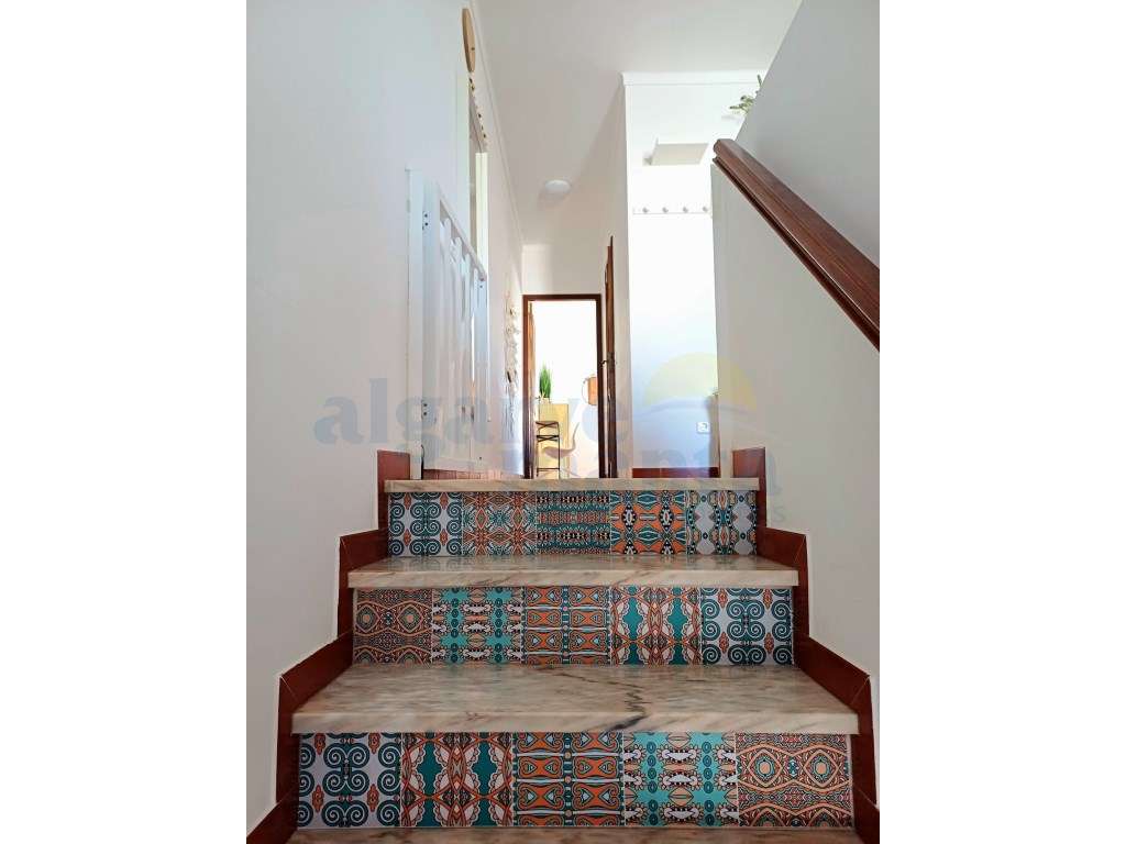 Moradia T2 em Condomínio Fechado a 300m até à Praia da Lota, Algarve-13