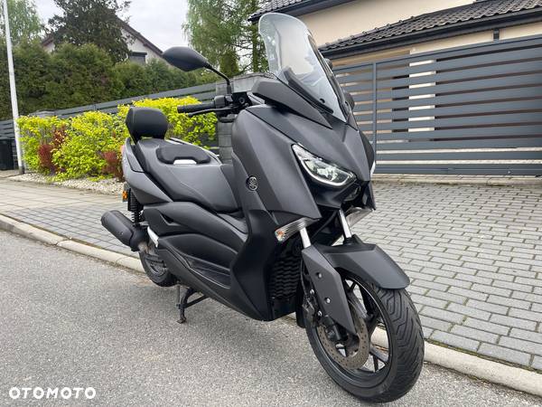 Yamaha X-max - 1