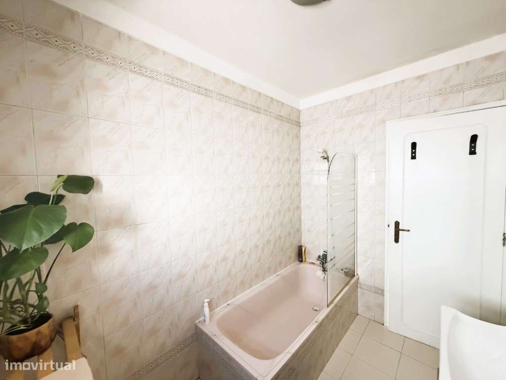 Apartamento T2 Duplex com Pátio, Churrasqueira e Garagem | Avenal, ...-8