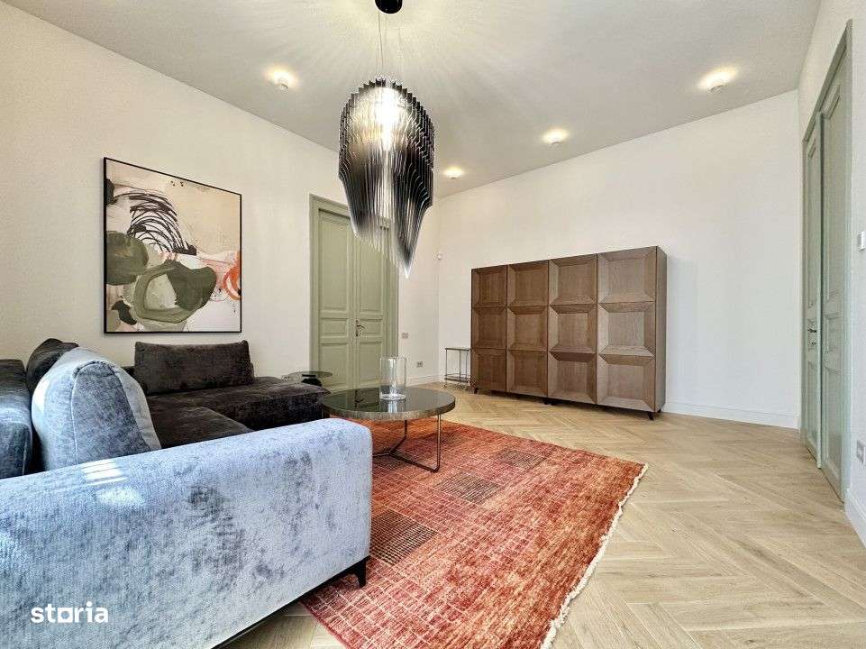 Apartament exclusivist 70 mp cu balcon si parcare, zona ultracentrala - Imagine principală: 3/16