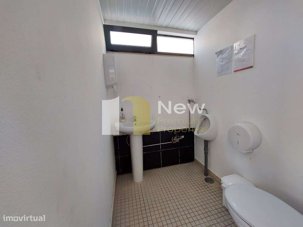 Apartamento T2 com Piscina em Armação de Pêra.-20