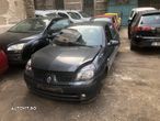 Far stanga/Far dreapta faruri Renault Clio 2005 - 1