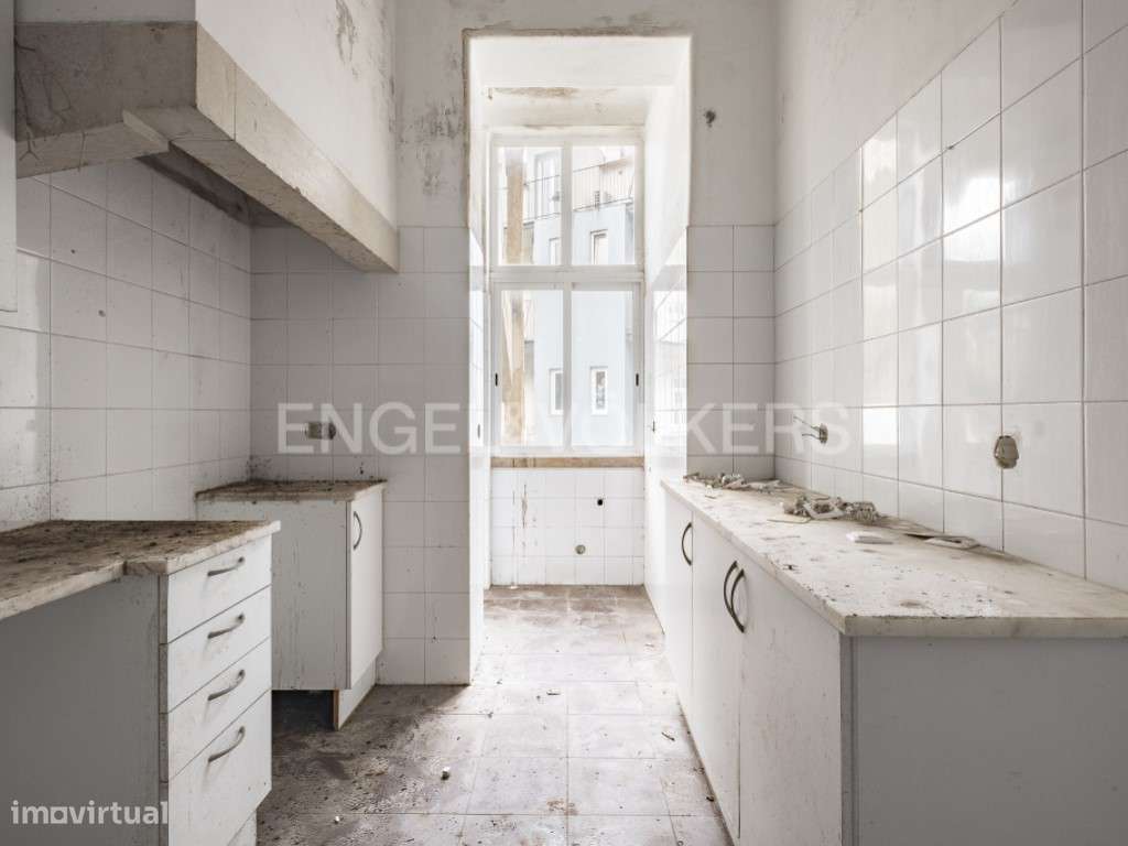 Predio para oportunidade de investimento em Arroios-6