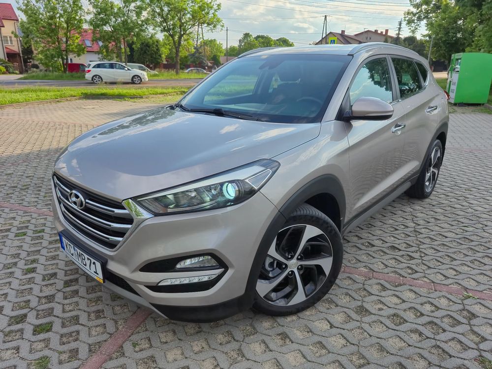 Hyundai Tucson III 1.6 T-GDi Premium 4WD DCT 2016