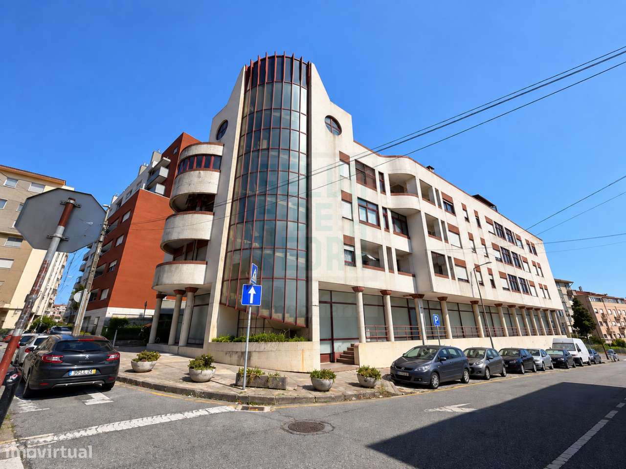T3 totalmente renovado com 103 m² e 3 frentes em Rio Tinto-36