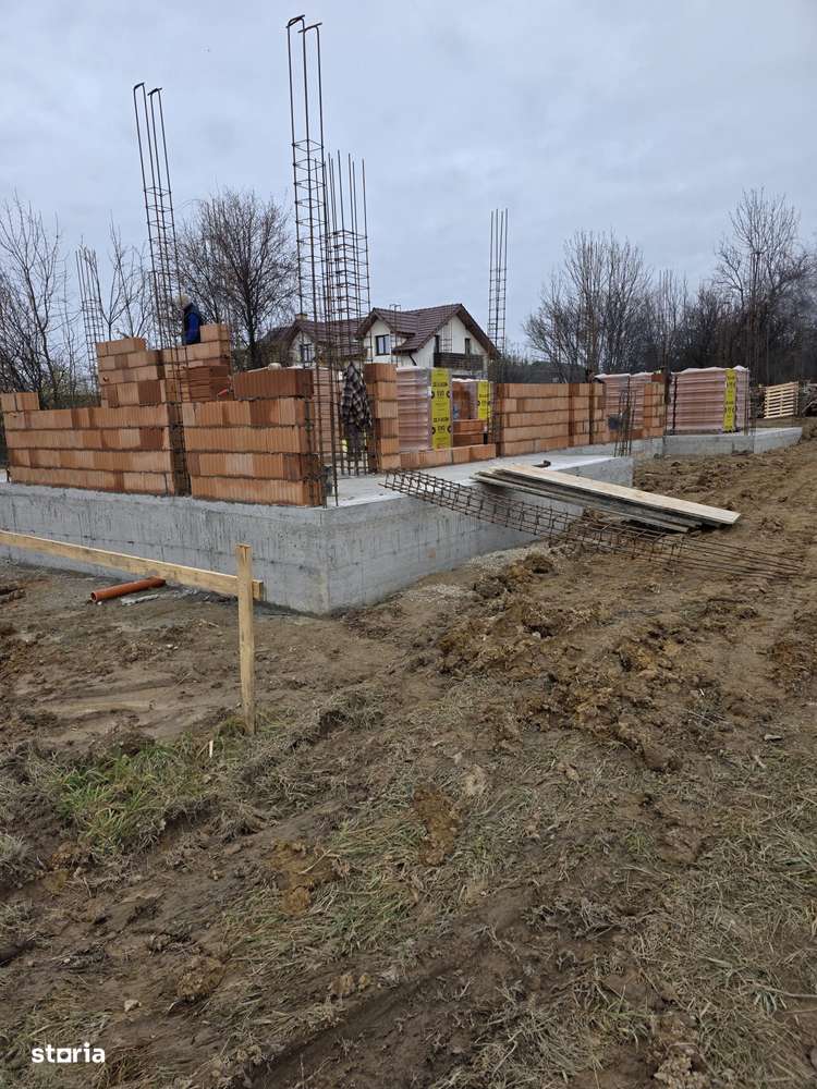 Casa individuala,Salicea,zona centrala,5 camere,teren 1100mp - Imagine principală: 4/12