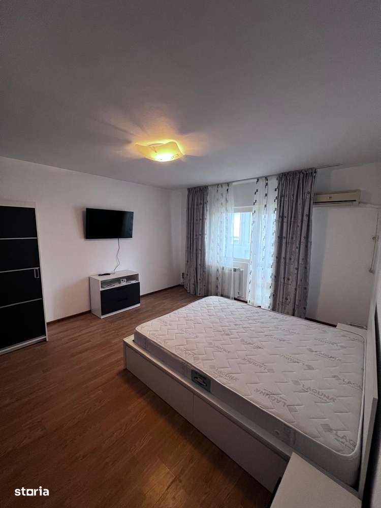 Inchiriem apartament cu o camere(42mp), Micro 21, pret 350 euro. - Imagine principală: 5/18