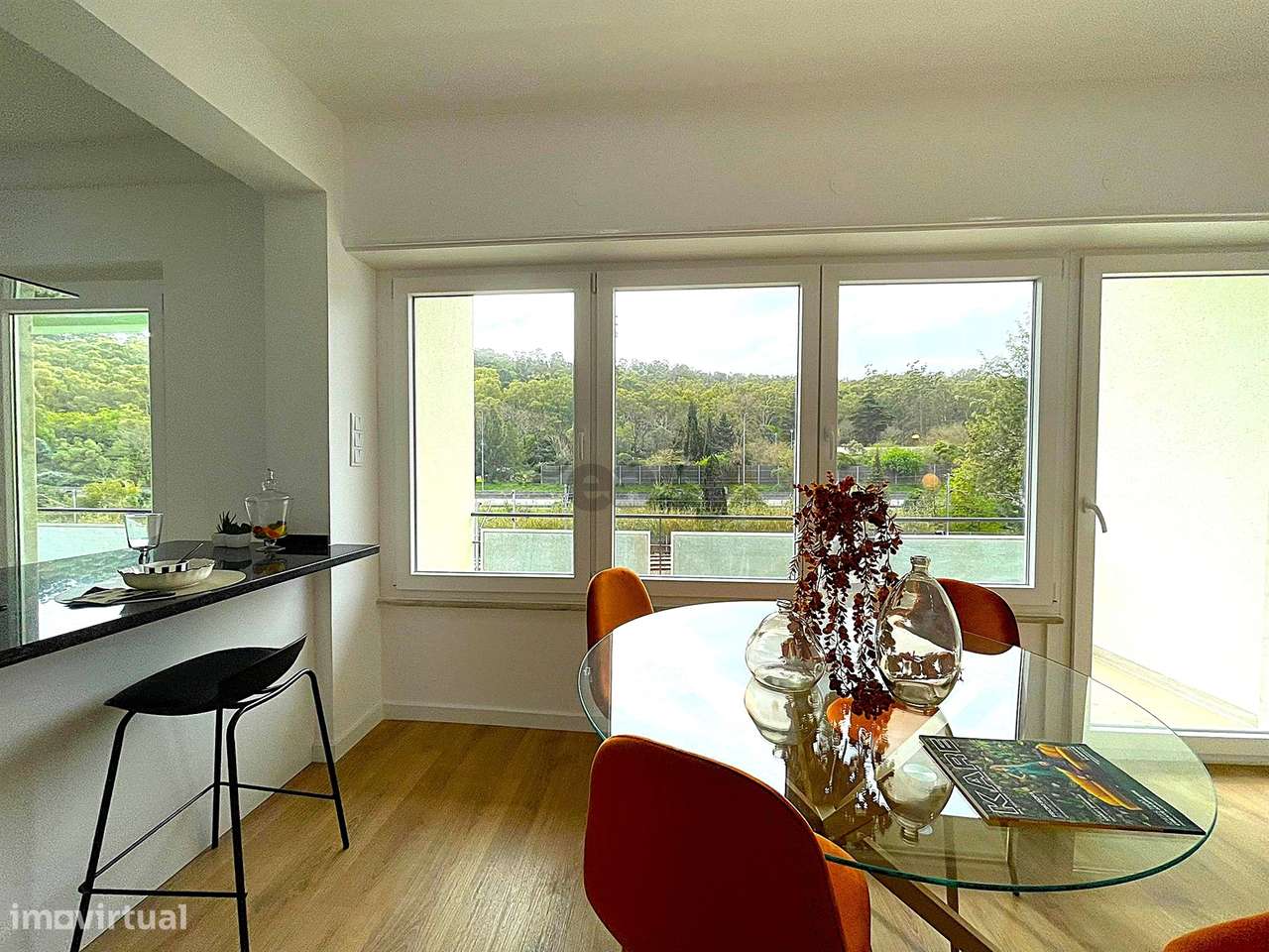 T3 Totalmente Remodelado com Varanda e Suite – Pronto a Habitar - Grande imagem: 3/28