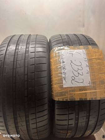 G-2332 225/35R19 88Y BRIDGESTONE GIUGIARO - 1