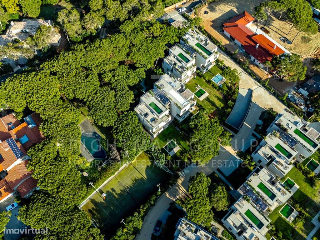 Apartamento T3 com piscina e jardim, na Quinta da Marinha-46