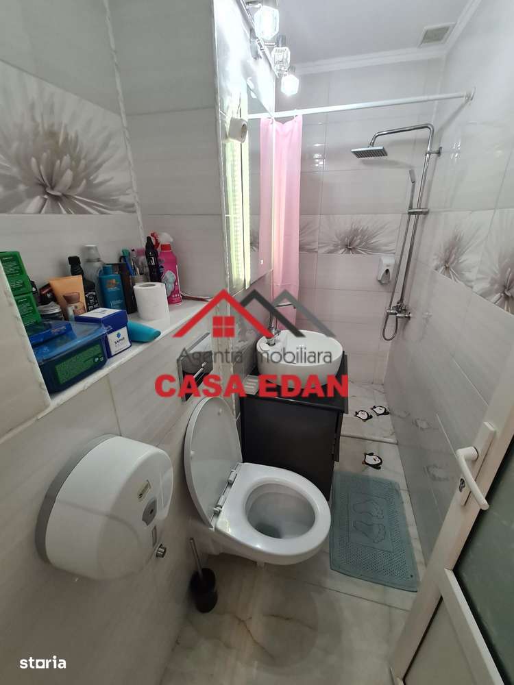 Ap 4 cam in Campina--103.000e-14