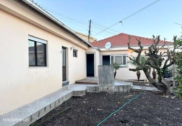 Moradia T2+1 | Garagem | Jardim | Fânzeres | Gondomar-25