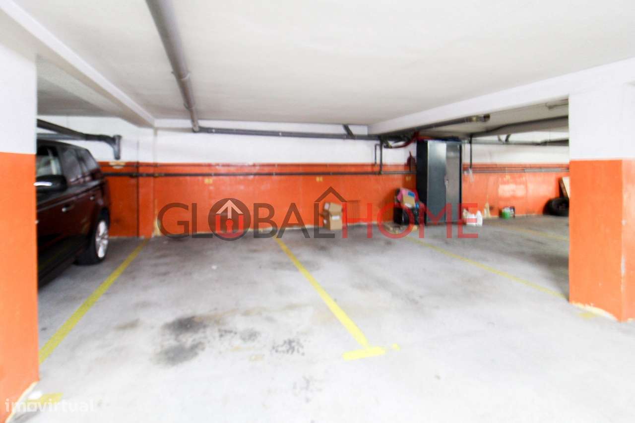 Apartamento T2+1 Renovado em Ermesinde-37