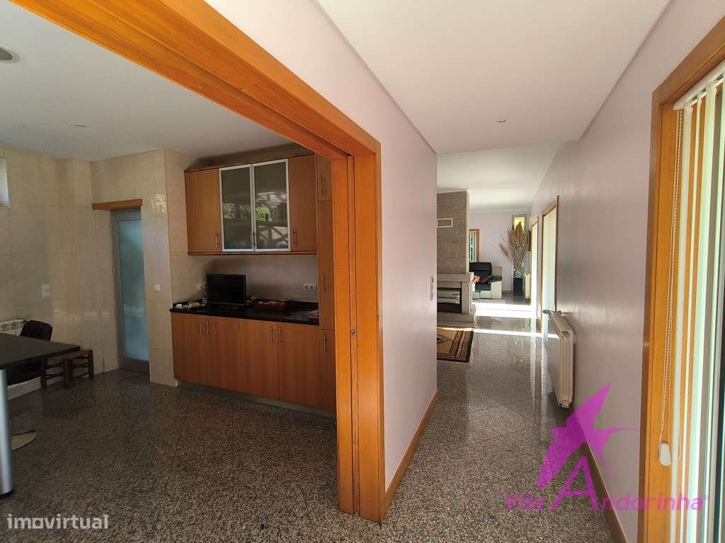 Moradia T3 Independente a 10 minutos da praia e a 15minutos do cent...-10