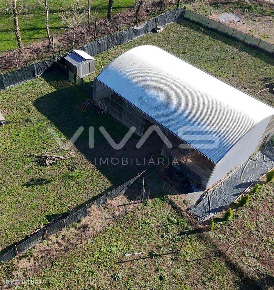 Terreno Rústico  Venda em Lamas,Braga - Grande imagem: 3/4